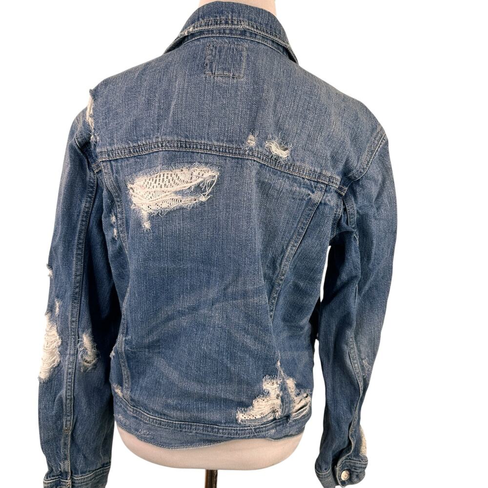 American Eagle Distressed Crochet Accent Button Up Jean Jacket Size Medium - Picture 7 of 12